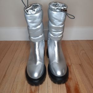 Calvin Klein snow/winter boots size 7,5